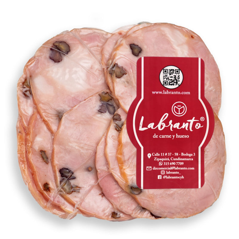 Pernilito Ahumado tajado con uvas pasas x 500 grs
